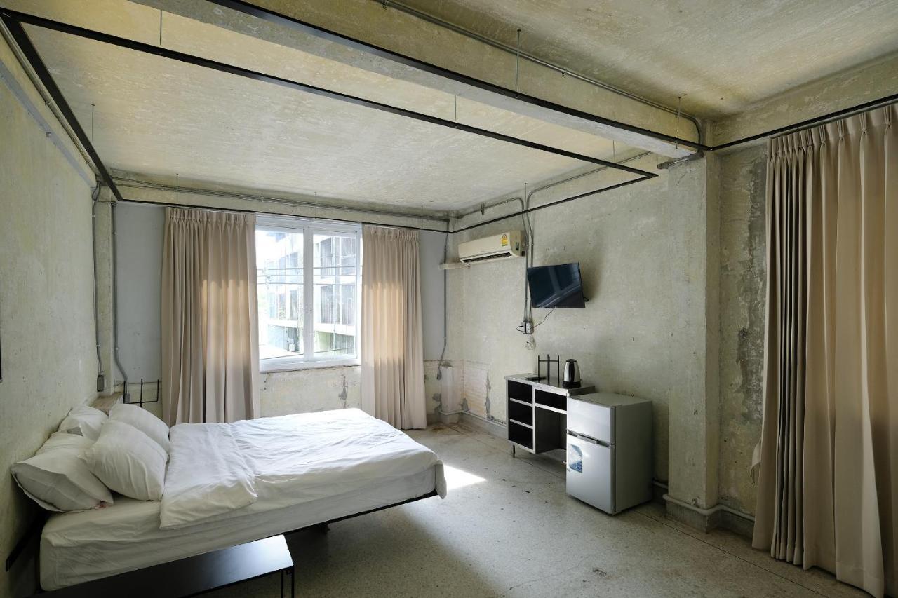 Ep1 Shophouse Hotel Bangkok Exterior photo